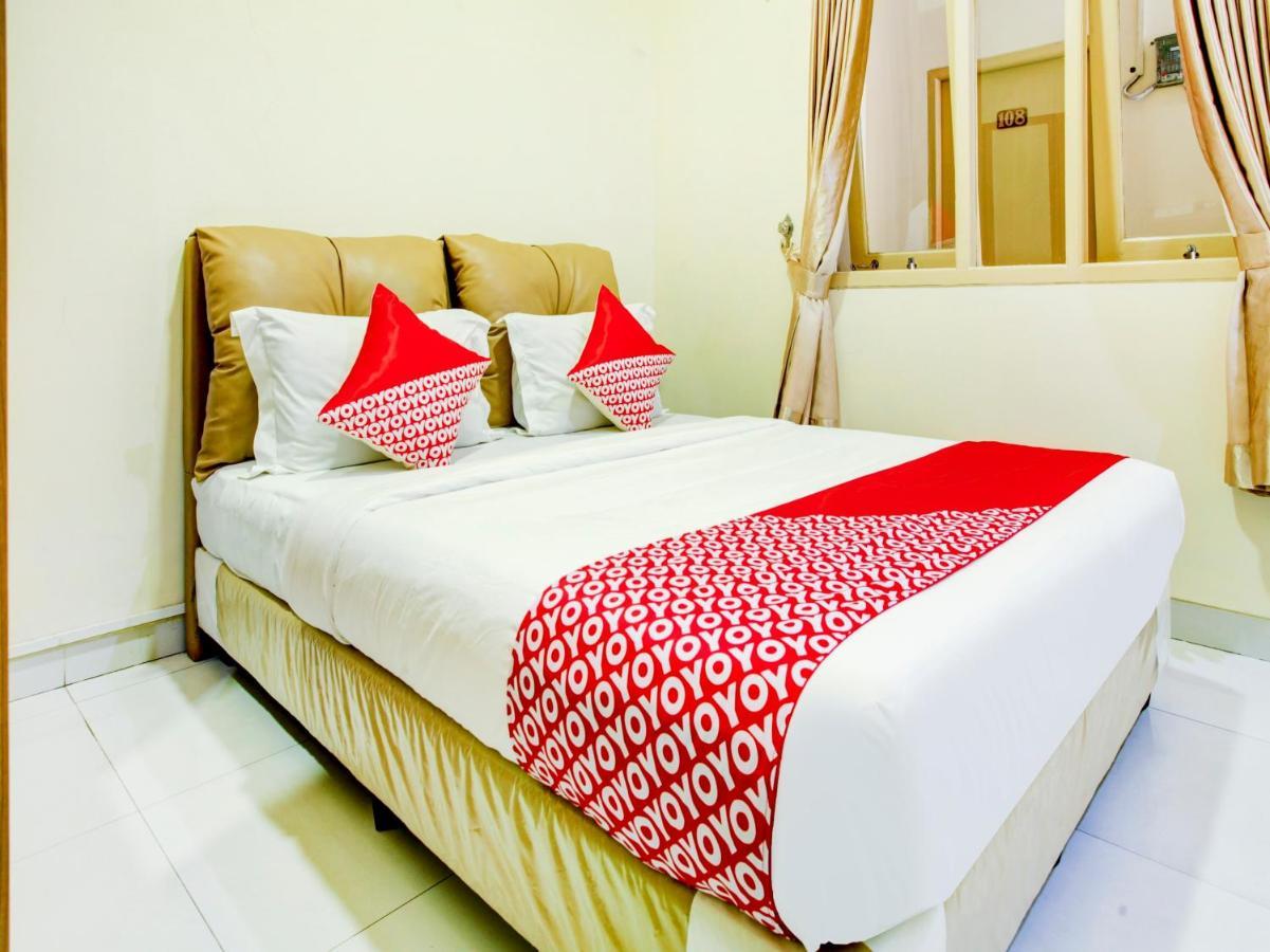 OYO 90141 3a Syariah Hotel Jakarta Bagian luar foto